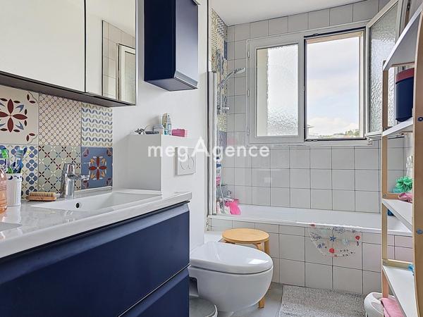 Appartement à CHATOU, 78400 - 4 pièces 85m²