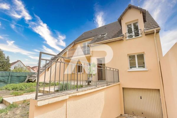 Maison d'environ 150m² avec jardin proche du bois de Clamart 849 000 € ** - Référence 7245071R