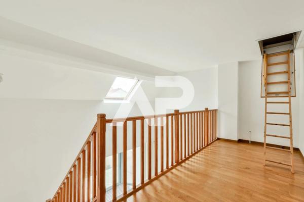 Maison d'environ 150m² avec jardin proche du bois de Clamart 849 000 € ** - Référence 7245071R