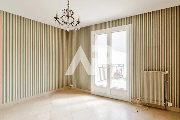 Maison d'environ 150m² avec jardin proche du bois de Clamart 849 000 € ** - Référence 7245071R