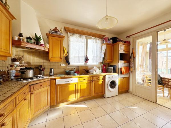 Appartement à l'étage d'une maison divisée en 2 lots (avec terrain)