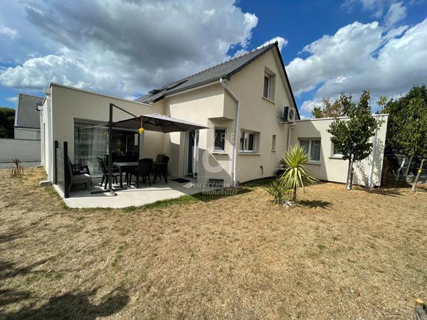 Maison a vendre  RT 2020  Saint Mars Du Désert 5 pièce(s) 140 m2-Bourg .