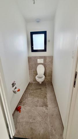 Maison a vendre  RT 2020  Saint Mars Du Désert 5 pièce(s) 140 m2-Bourg .