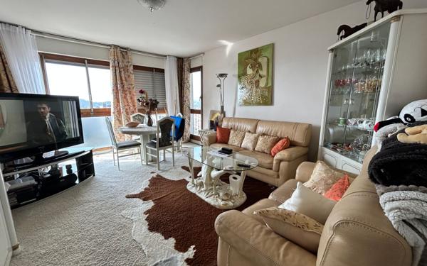 Appartement à vendre    1 pièce • 54 m2 Saint-Gratien