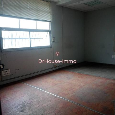 Commerce à vendre 7 pièces de 530 m²