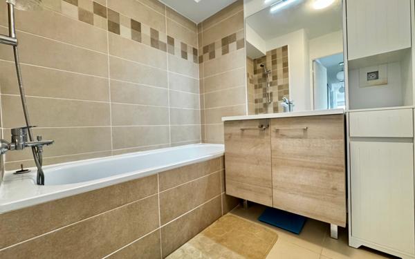 Appartement à vendre    4 pièces • 82,18 m2 Miramas