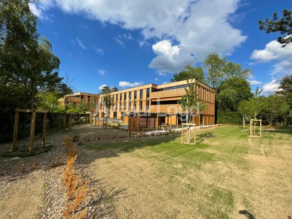 Location bureaux 517 m² - Immeuble récent et labellisé BREEAM Very Good sur les Grands Boulevards