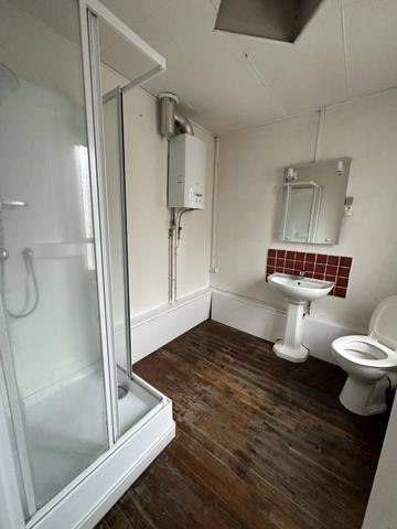 Location                                                      Maison
                        
                     4 pièces                      106 m2                     à Saint-Quentin