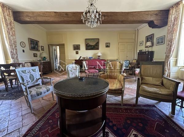 A l’Est de Nantes, Charmant Manoir du XVIIe siècle dans grand parc arboré