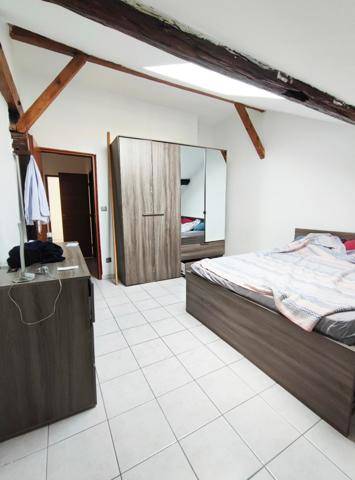 NEVERS – BEL APPARTEMENT 5 PIÈCES DE 106 M² AVEC TERRASSE – IDÉAL INVESTISSEUR OU FAMILLE