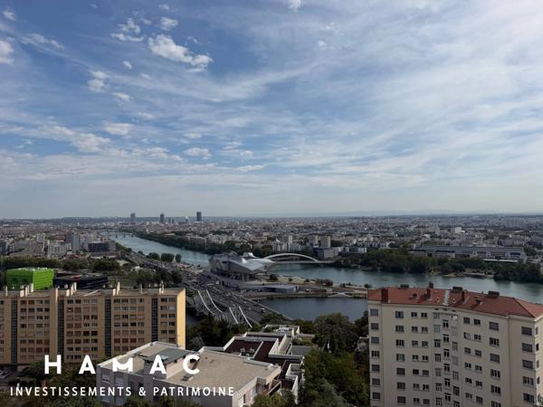 Appartement T4 65 m² dernier étage