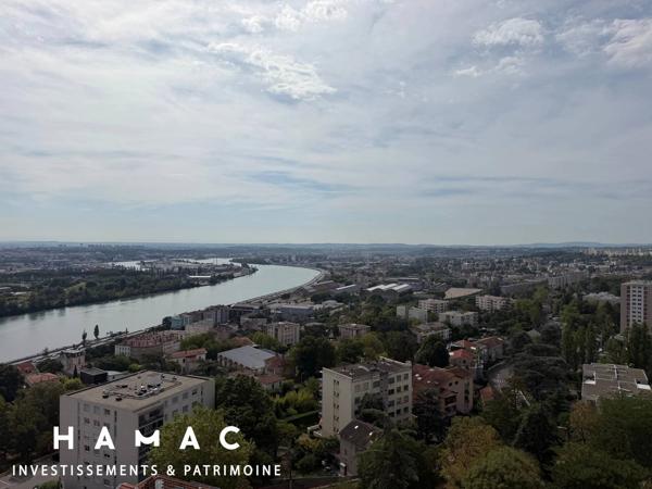Appartement T4 65 m² dernier étage