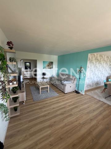 Appartement Le Grand-quevilly 3 pièces Dernier étage - Entièrement rénové - Proches commerces