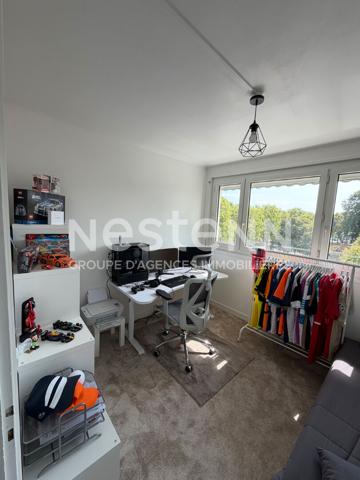 Appartement Le Grand-quevilly 3 pièces Dernier étage - Entièrement rénové - Proches commerces