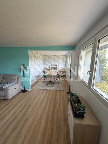 Appartement Le Grand-quevilly 3 pièces Dernier étage - Entièrement rénové - Proches commerces