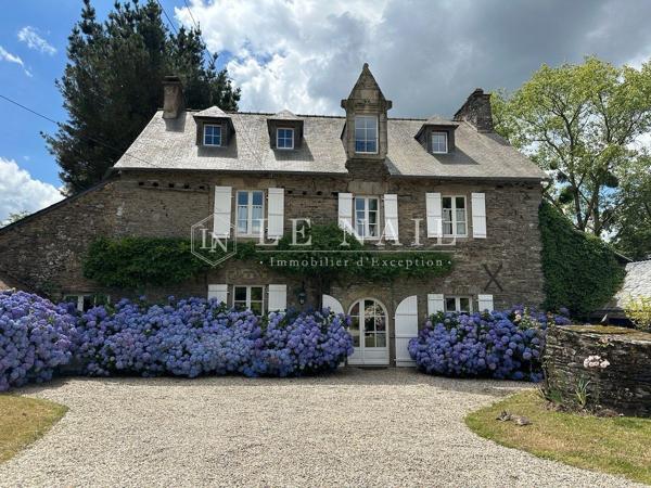 Au cœur du Morbihan, charmant manoir avec dépendances
