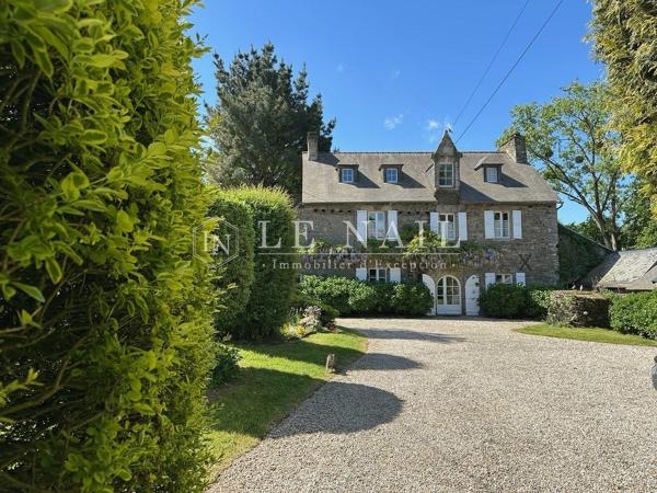 Au cœur du Morbihan, charmant manoir avec dépendances