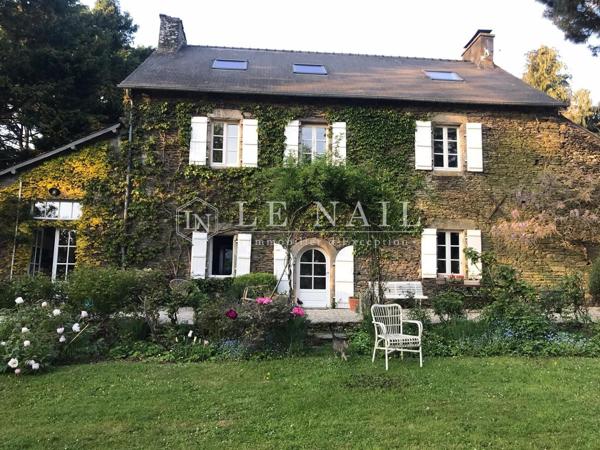 Au cœur du Morbihan, charmant manoir avec dépendances