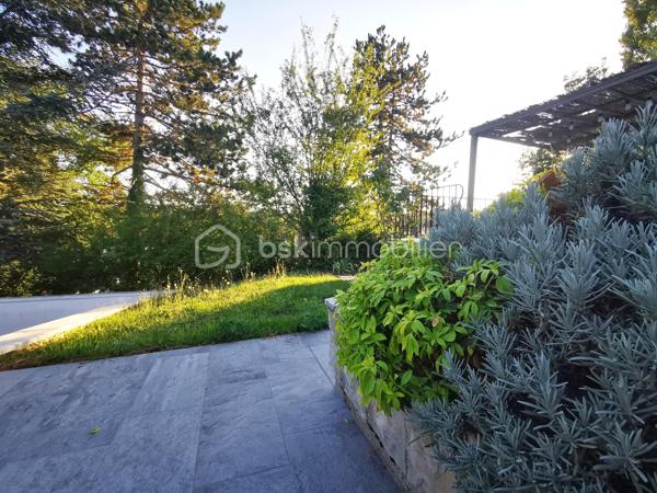 Maison ancienne de 218 m²