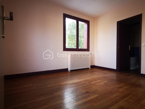 Maison ancienne de 218 m²