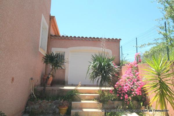 Bouzigues (34140) Bouzigues : Villa 6 pièces + studio avec une vue imprenable sur le Mont Saint-Clair et l'étang de Thau !