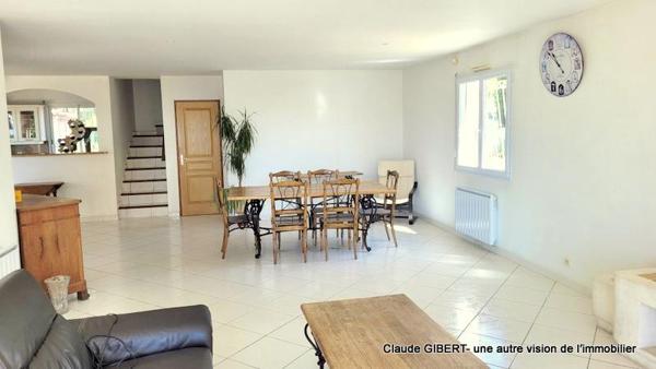 Bouzigues (34140) Bouzigues : Villa 6 pièces + studio avec une vue imprenable sur le Mont Saint-Clair et l'étang de Thau !