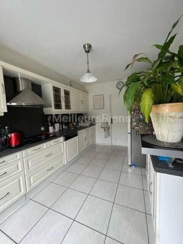 PAVILLON 4 chambres + bureau