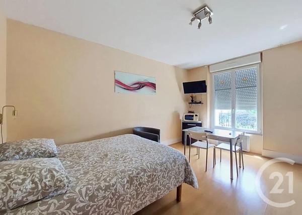 Appartement F4 à vendre  4 pièces - 65,45 m 2   VITTEL  - 88