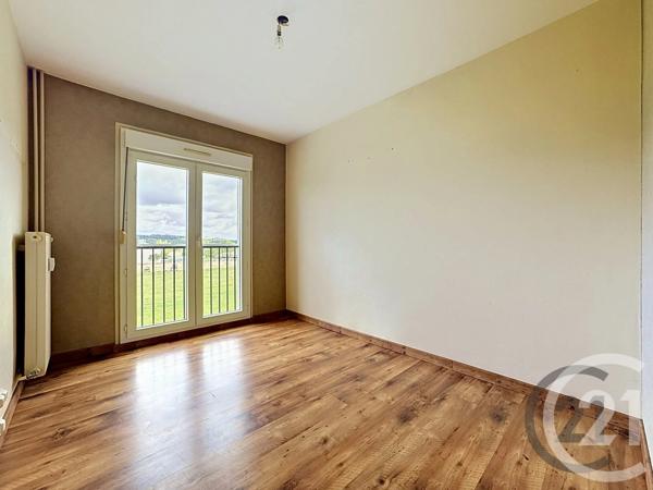 Appartement F4 à vendre  4 pièces - 65,45 m 2   VITTEL  - 88