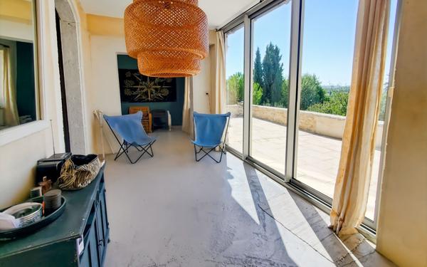 Maison à vendre    6 pièces •  Saint-Michel-l'Observatoire