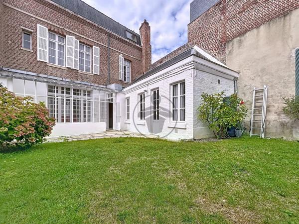Vente Maison de ville 6 pièces 199 m2 à Saint-Quentin