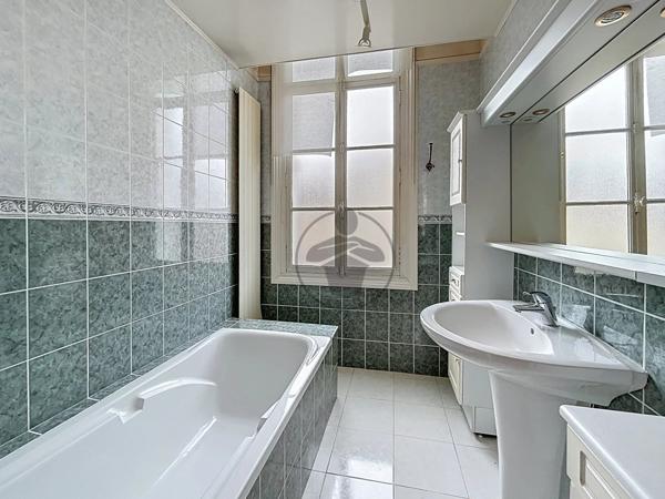 Vente Maison de ville 6 pièces 199 m2 à Saint-Quentin