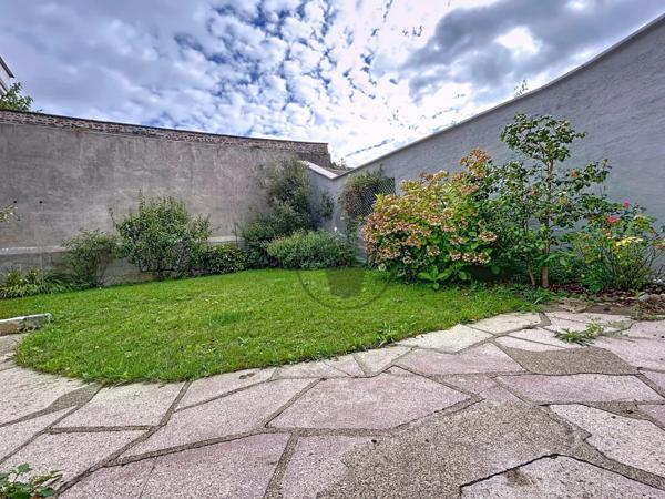 Vente Maison de ville 6 pièces 199 m2 à Saint-Quentin