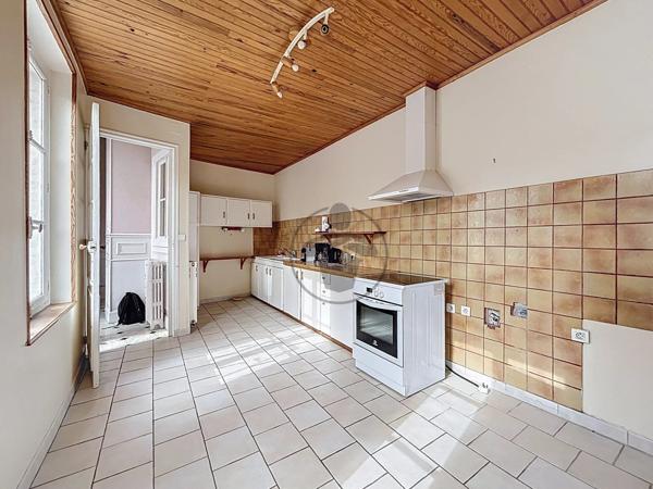 Vente Maison de ville 6 pièces 199 m2 à Saint-Quentin