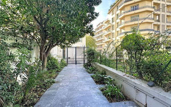 Appartement à vendre    3 pièces • 62,14 m2 Nice