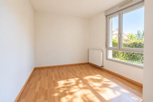 T4 94 m² avec terrasse et grand garage