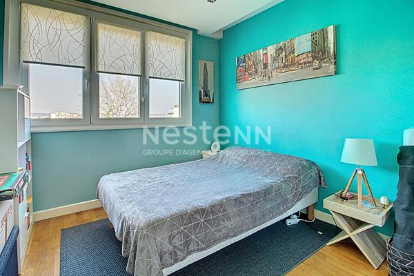 Appartement T5 de 104m2 avec vue exceptionnelle - Bron 69500