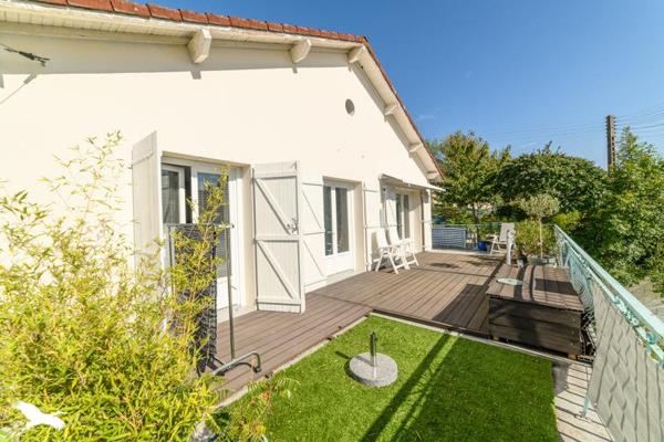 Maison à vendre |  Puy-l'Évêque |  7 pièces | 135 m²