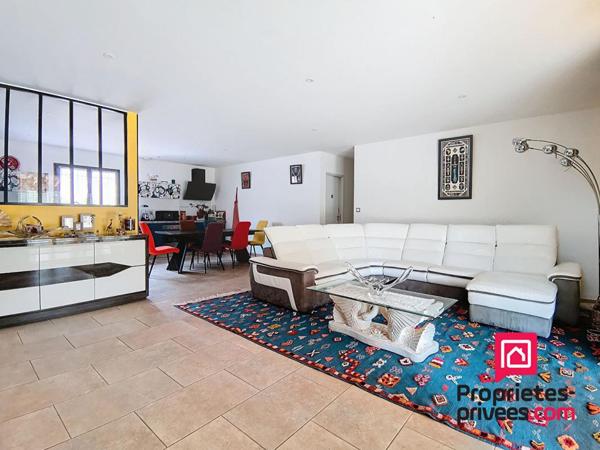 Maison récente 4 chambres, piscine et garage