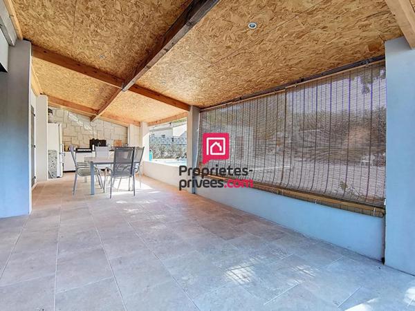 Maison récente 4 chambres, piscine et garage