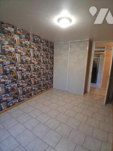 Marly-Gomont - longère rénovée - grange