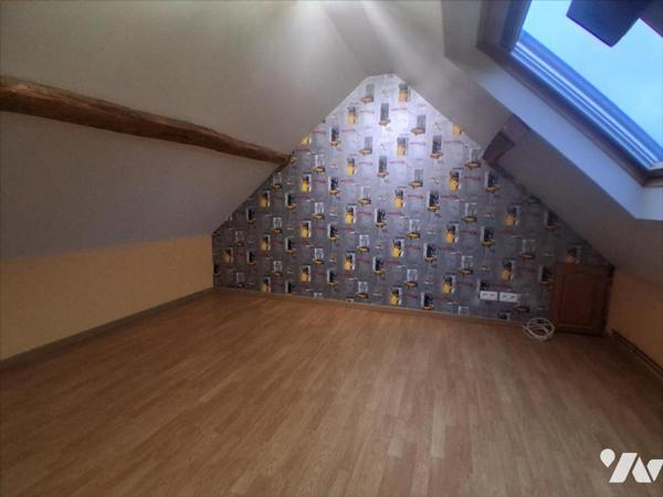 Marly-Gomont - longère rénovée - grange