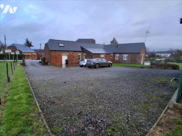 Marly-Gomont - longère rénovée - grange