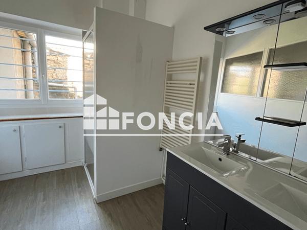 Location Maison 4 pièces 99 m² - 21 RUE DU PARVIS ST HILAIRE Niort 79000