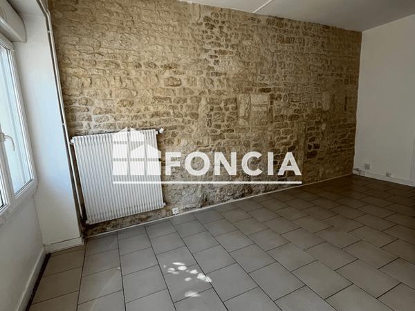 Location Maison 4 pièces 99 m² - 21 RUE DU PARVIS ST HILAIRE Niort 79000