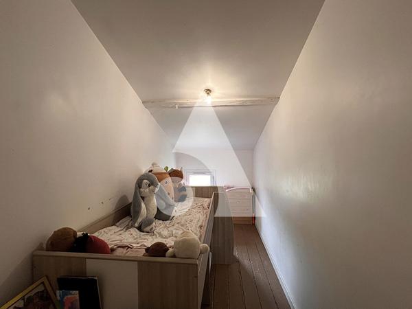 Maison 7 pièces 141.8 m2