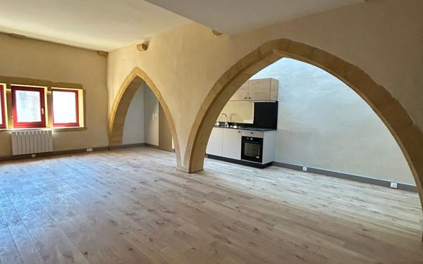 Appartement à louer    2 pièces • 62,85 m2 Metz