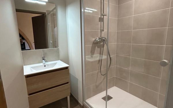 Appartement à louer    2 pièces • 62,85 m2 Metz