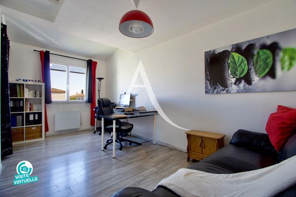 LATTES - BOIRARGUES - MAISON MITOYENNE - 113 m2 - 5 PIÈCES - 4 CHAMBRES - GARAGE -BUANDERIE - GRENIER - PISCINE