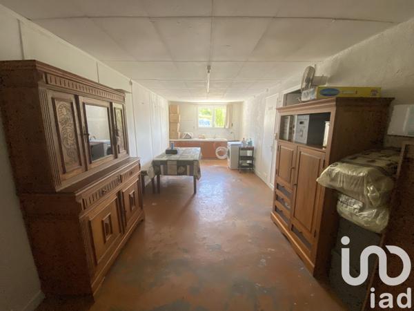 Maison 6 pièces de 100 m² à Gond-Pontouvre (16160)